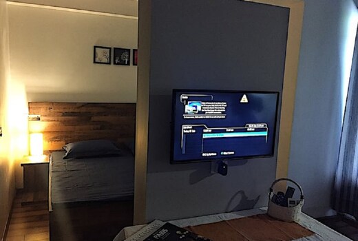 Studio 4 Serviced Studio Aptt.Near Airport: Vasant Kunj