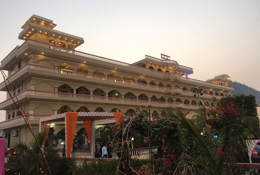 Hotel Chandra Mahal Palace