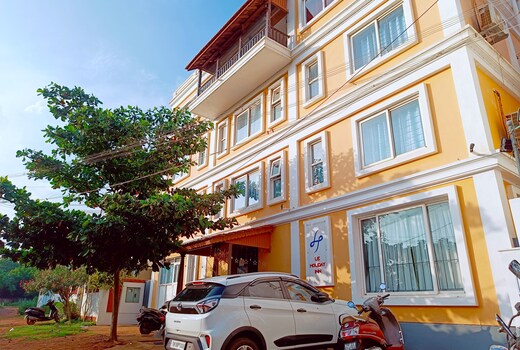 Le Holiday Inn