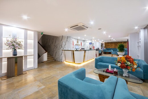 A25 Premium Hotel - 12 Ngo Si Lien