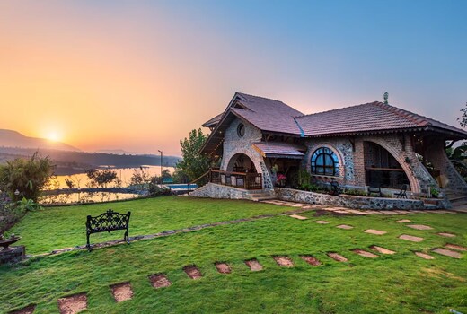SaffronStays Lattitude By The Lake