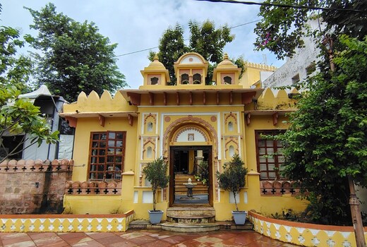 JANKI VILAS