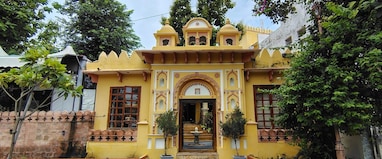 JANKI VILAS
