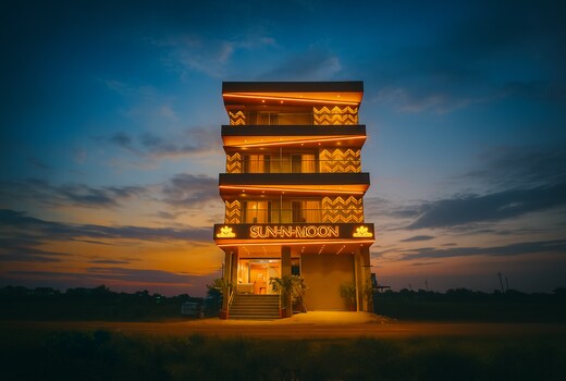 Hotel Sun N Moon