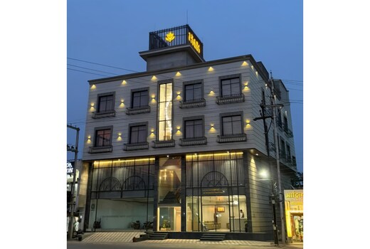 Hotel Vivanz Palace