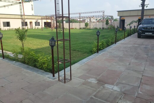Shiv Kashi Lawn And Guest House