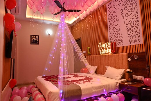 The Apple Tree Hotel