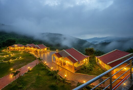 The Royal Resorts and Restaurant