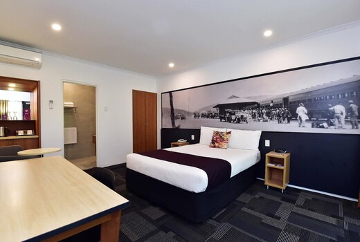 Mercure Alice Springs Resort