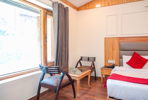 Hotel Naaz