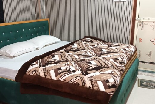 Hotel Maa Dunagiri Palace & Banquet Hall