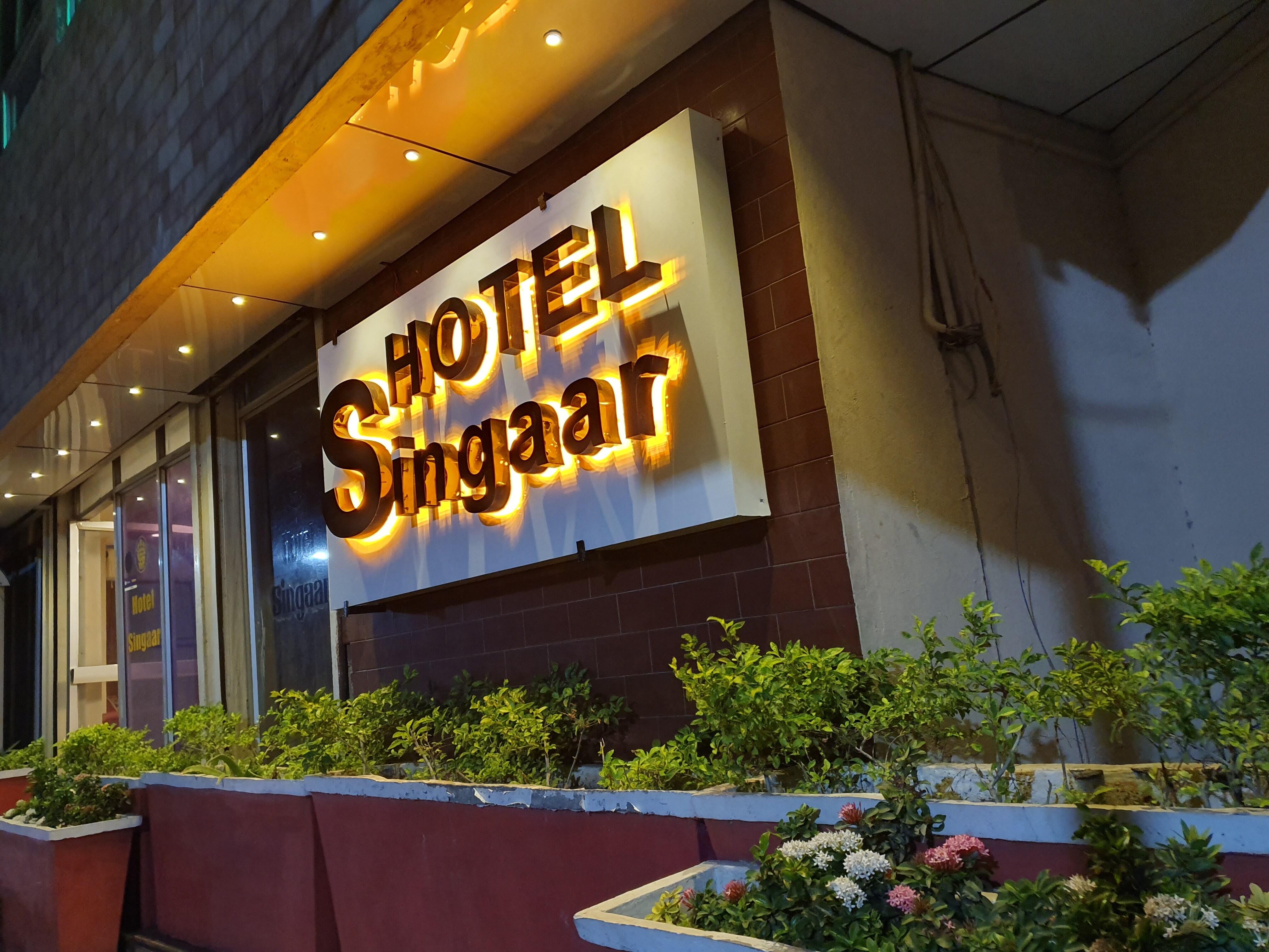 HOTEL SINGAAR