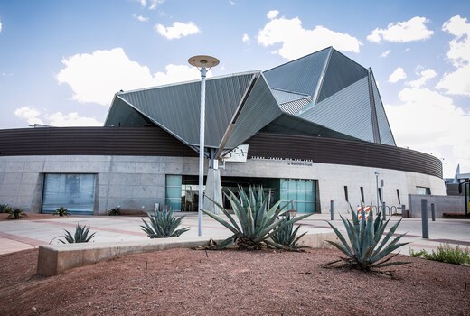Holiday Inn Phoenix Airport, an IHG hotel