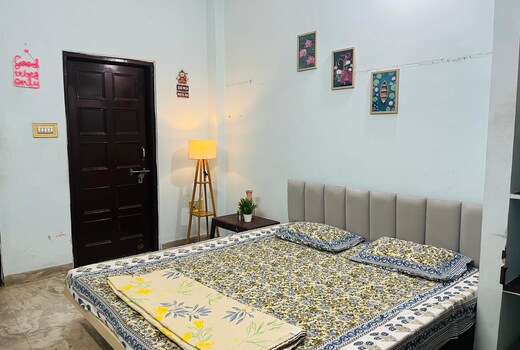 The Pitara | Private 1RK Studio