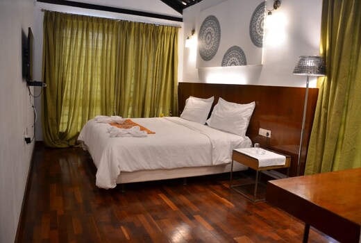 ARYASREE HOMESTAY