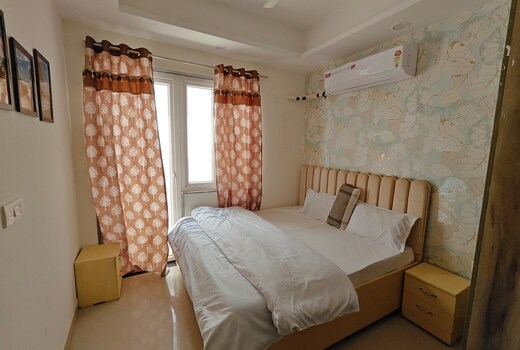 Brij Vasant Floors