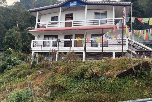 MOUNTAIN ESCAPES HOMESTAY
