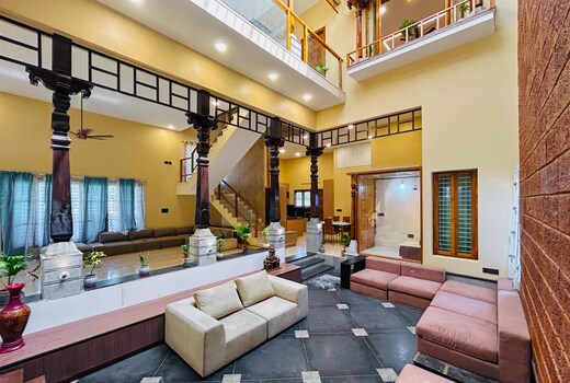 Aurora Heights Spacez Luxe Cine Villa