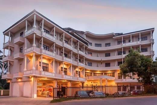 Devon Hotel