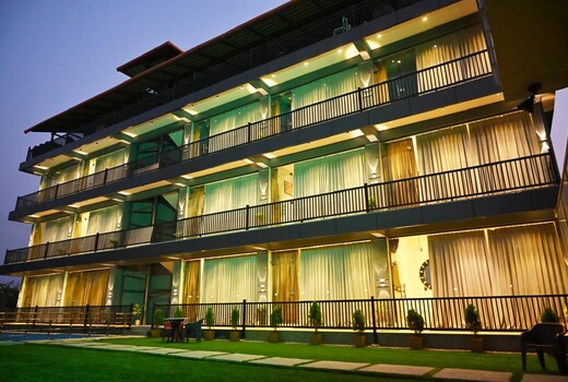 GP Golden Palm Meadows Resorts Murdeshwar