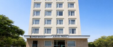 Hotel Premji,Near Railway Station Dwarka