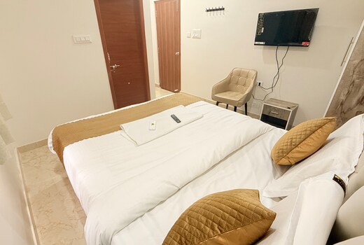 VAARAAHI HOTELS