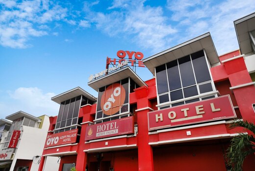 Super OYO 414 Adiff Palace Hotel