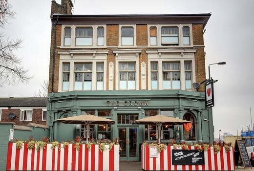 PubLove The Crown, Battersea