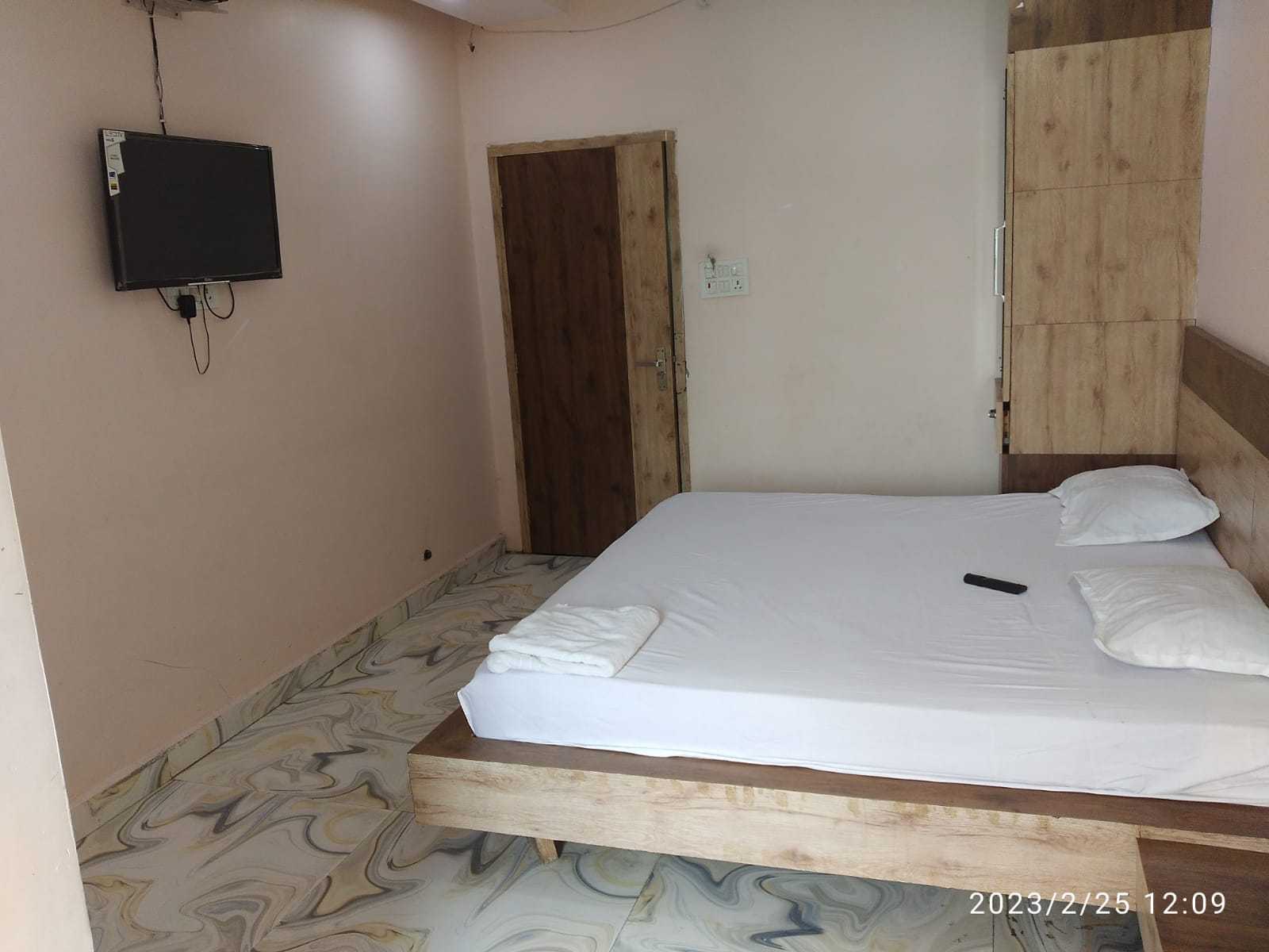 Hotel O 811231 Hotel Tanishk