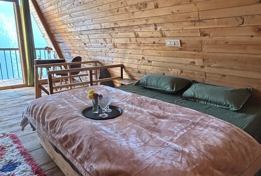 Sukoon A frame Treehouse with Hot Tub