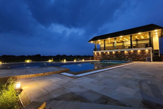 Tathastu Farms Resort