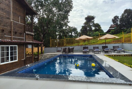 Axiom Villa