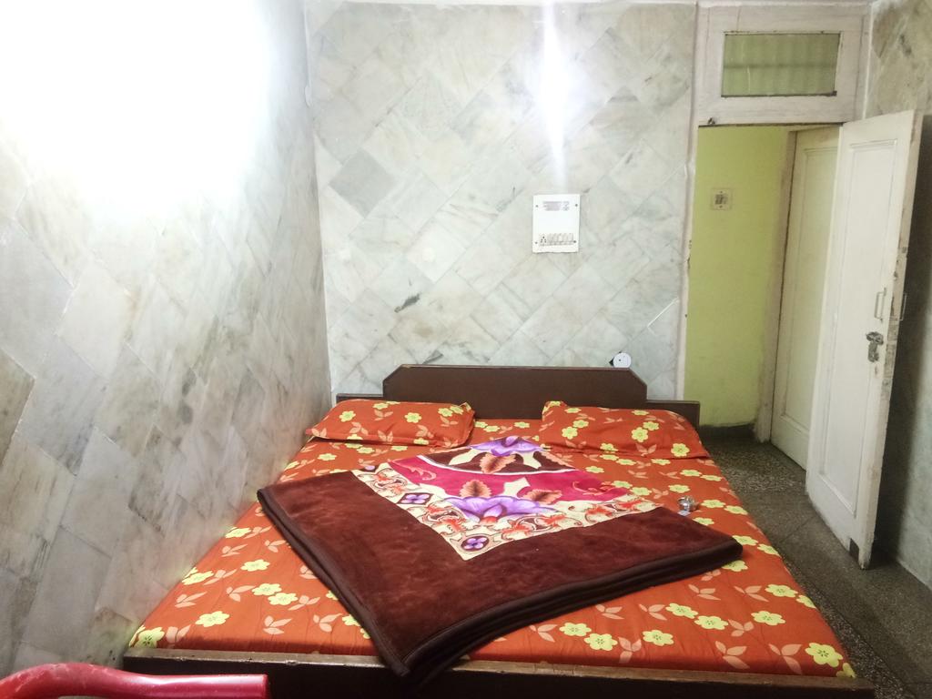 Krishna Guest House