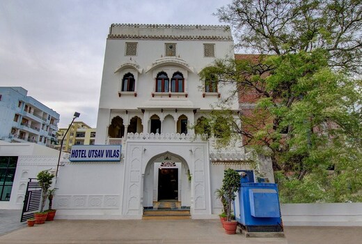 HERITAGE UTSAV VILAS