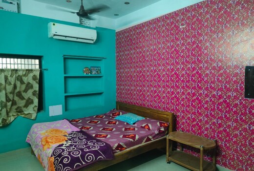 JHARANA GUEST HOUSE