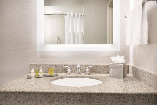 DoubleTree by Hilton Colorado Springs