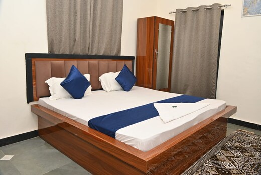 Pitambara Studio Apartments