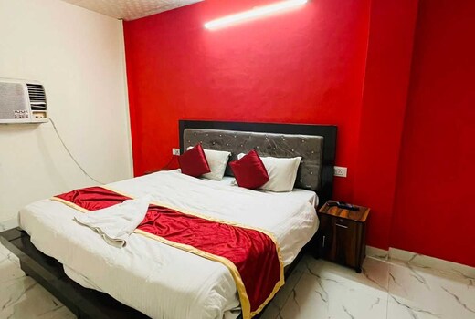 OYO 88695 FORTISH INN
