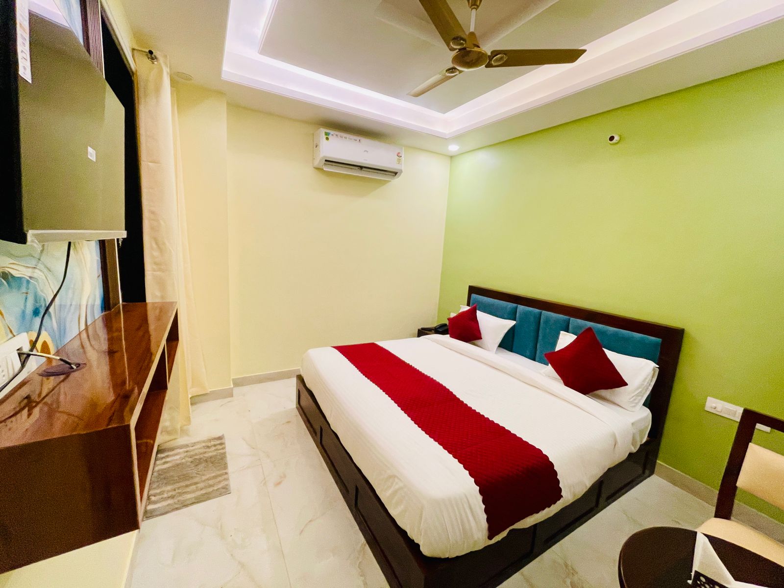 Hotel Rudra Shivalika