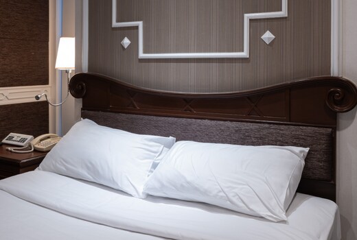 Majestic suites hotel bangkok