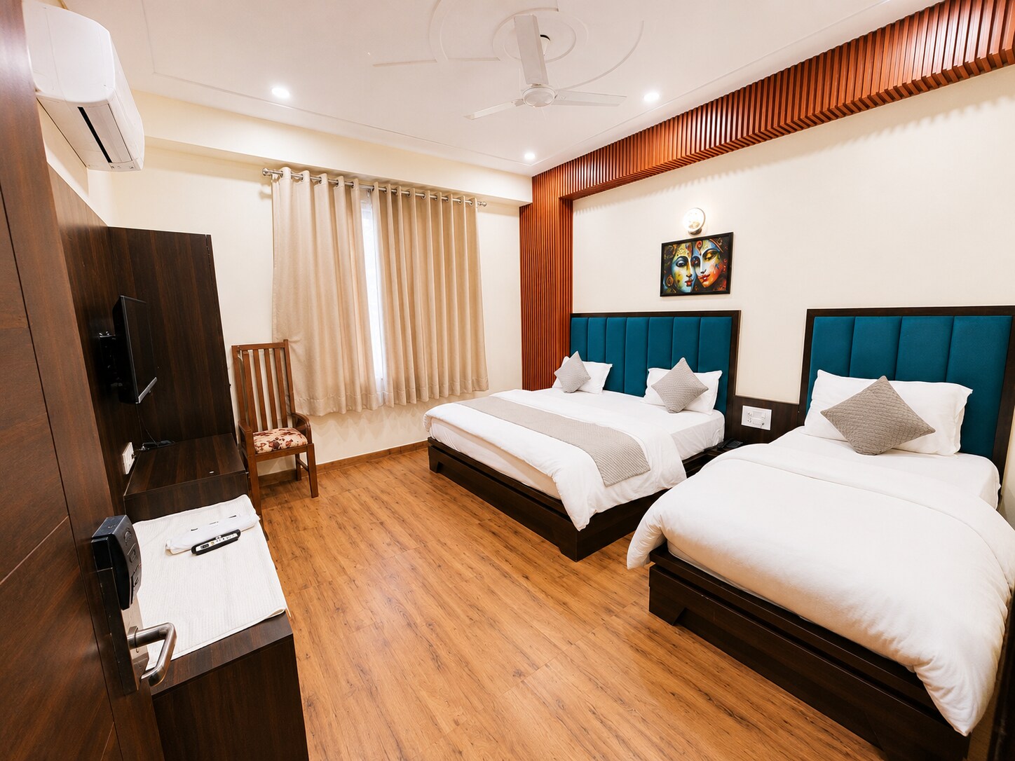 Hotel Modern Palace
