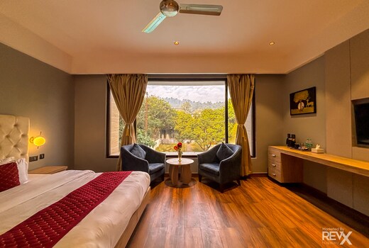 The Maple Woods Resort - (3 mins walk from Kosi River)