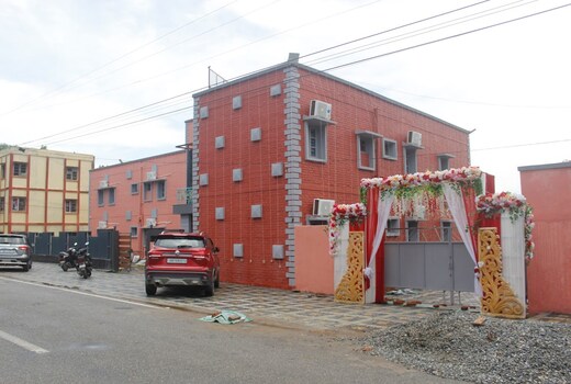 Hotel Four Square
