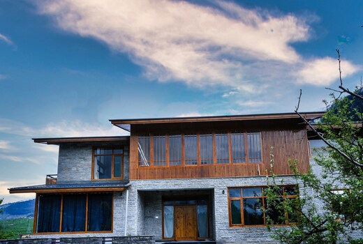 Gazan Villa, Manali by Kaizen