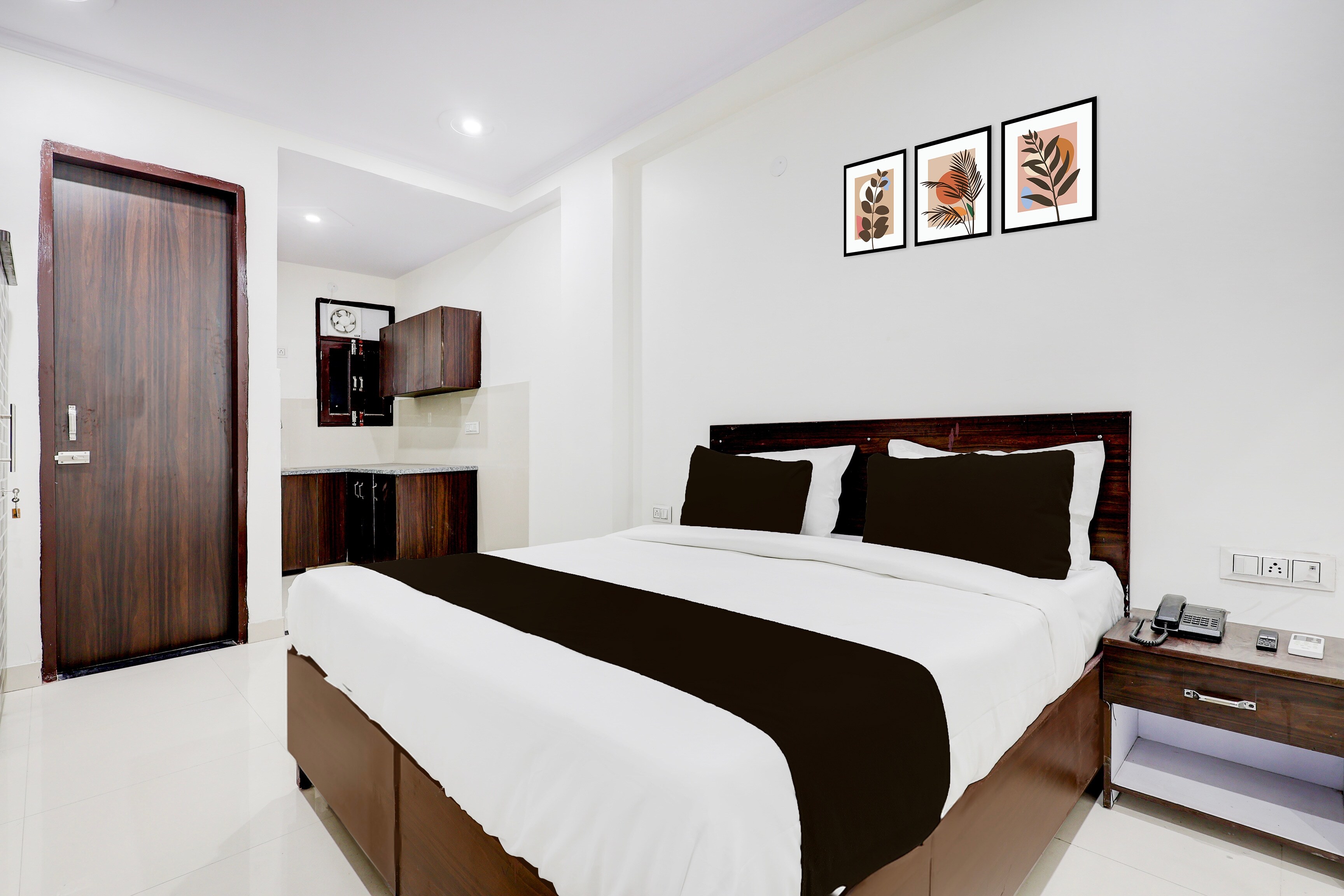 Super Hotel O By OYO DD Green Residency
