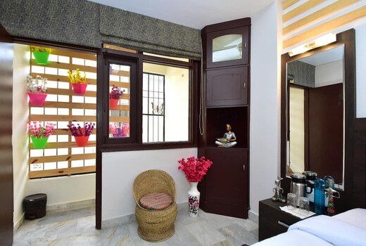 Shanti Villas - Luxury Home Stay Apartment
