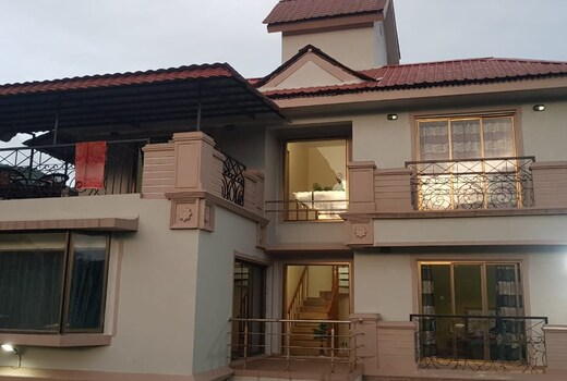 Rose Villa