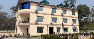 Chilapata Alpine Resort