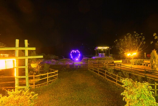 The Hills Spot Resort