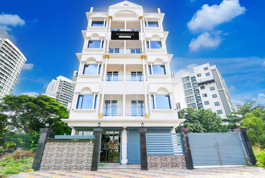 Super Townhouse Rosedale Formerly Reliance Guest House